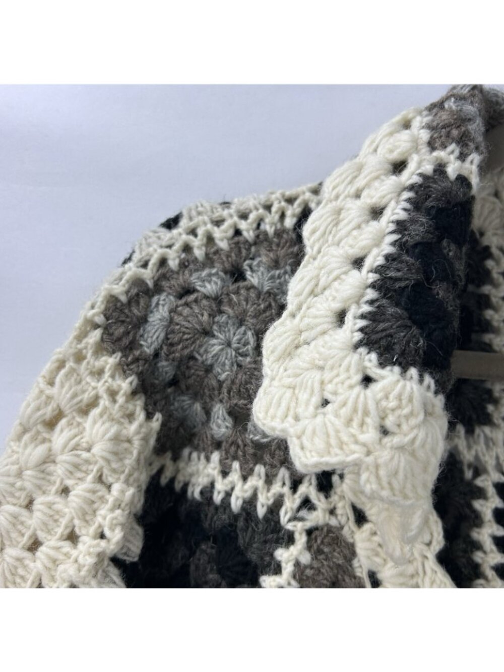 Rhea Wollon Jacket 100% Wool Cardigan L/XL Open Front Collared Crochet Flowers - Picture 15 of 16